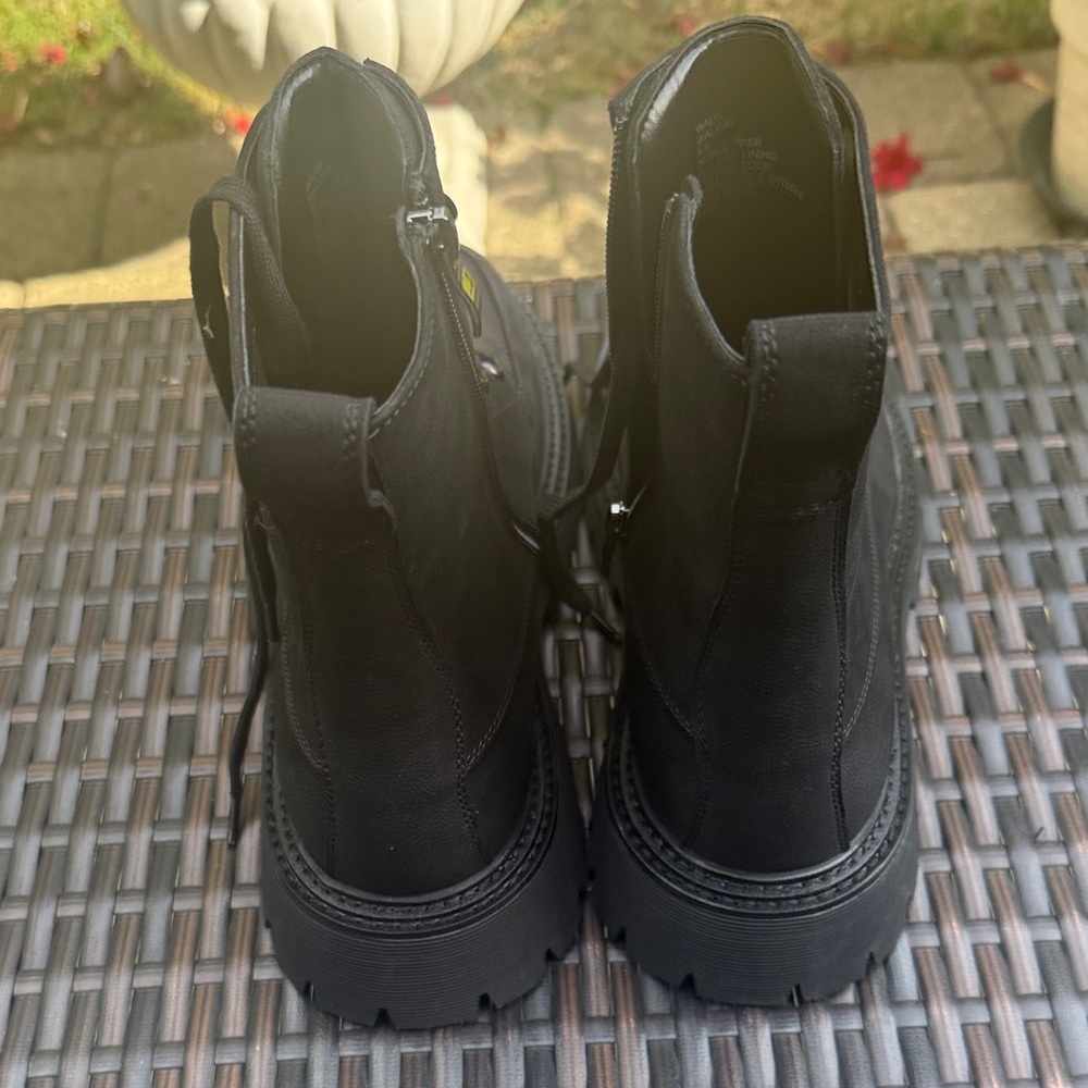 NWOT Steve Madden Black Men's walvia boots size 9.5 - Picture 5 of 11
